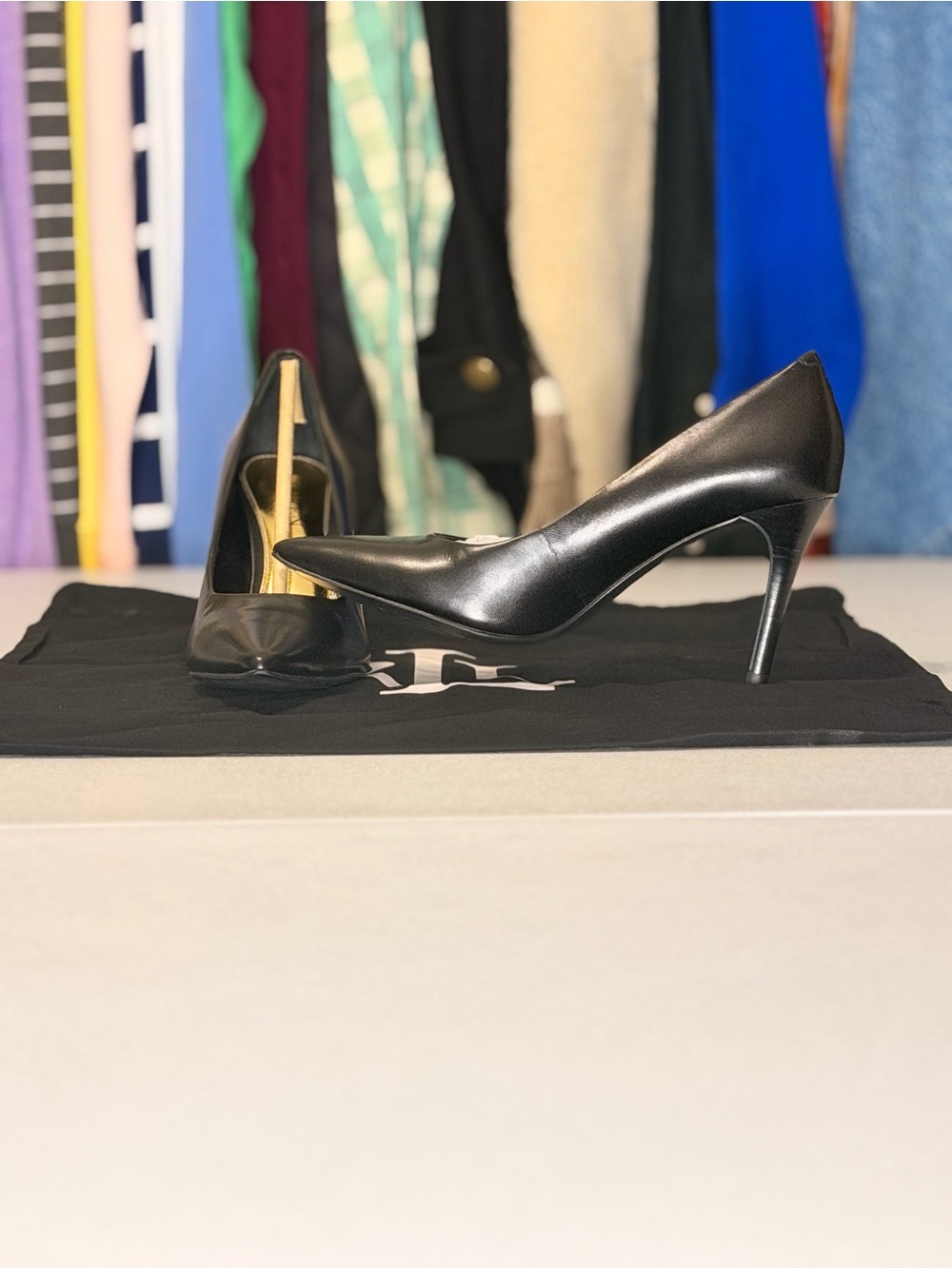 Lauren Ralph Lauren Black Leather Pointed-Toe Pumps
